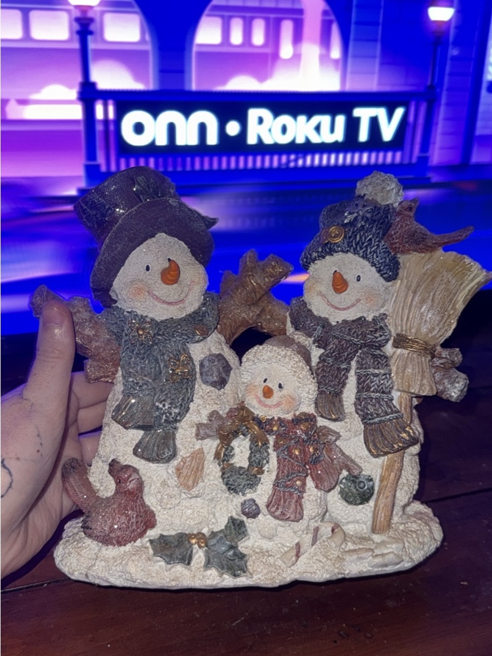 Holiday Snowman Family Figurine - Decorative Winter Accent